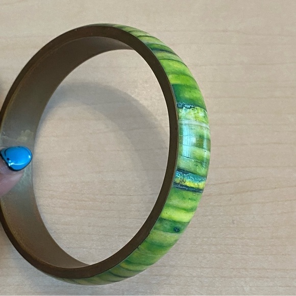 Green Bangle 1 - Picture 6 of 9